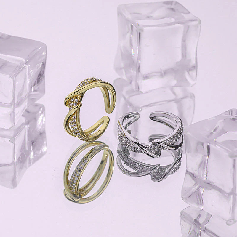 Elegant Double Line Twisted Ring