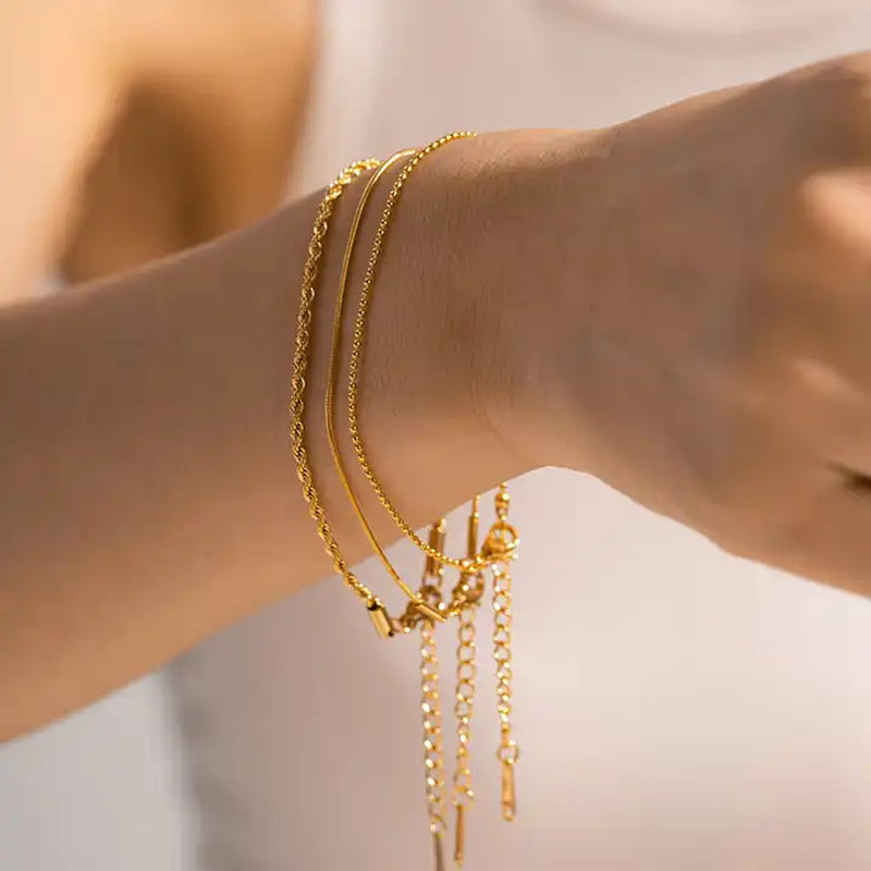 Elegant 18K Gold Plated Waterproof Anklet/Bracelet