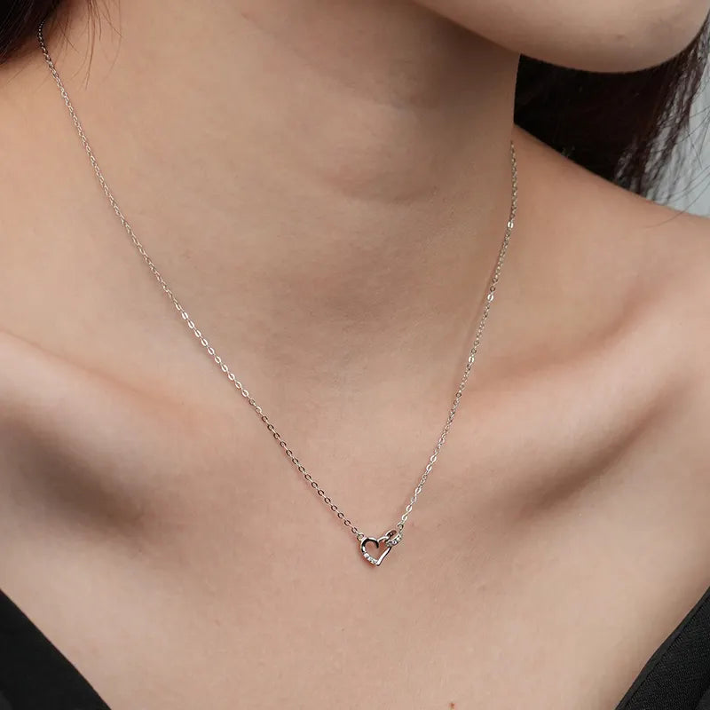 Romantic Dainty Heart in Circle Necklace