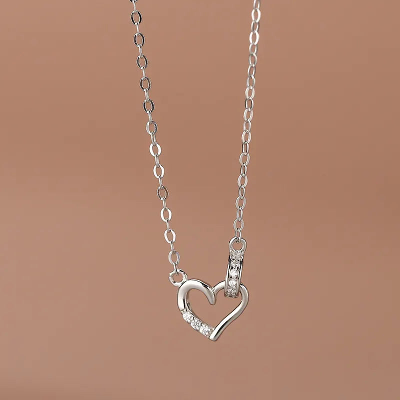 Romantic Dainty Heart in Circle Necklace