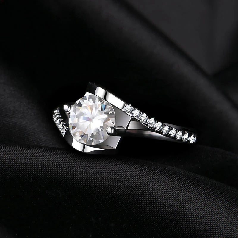Elegant Round Brilliant Zirconia Engagement Ring
