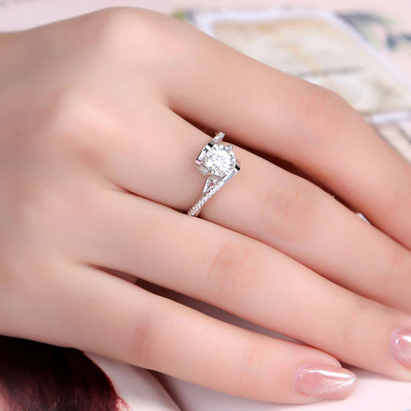 Elegant Round Brilliant Zirconia Engagement Ring
