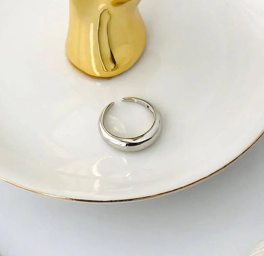Elegant 14K Gold Plated Band 